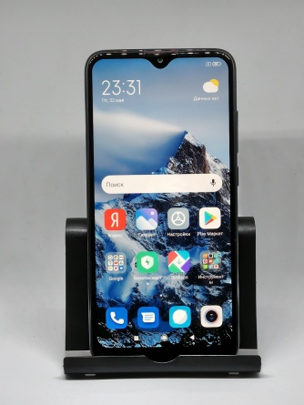 Смартфон Xiaomi Redmi 8 4/64 ГБ черный оникс фото 1
