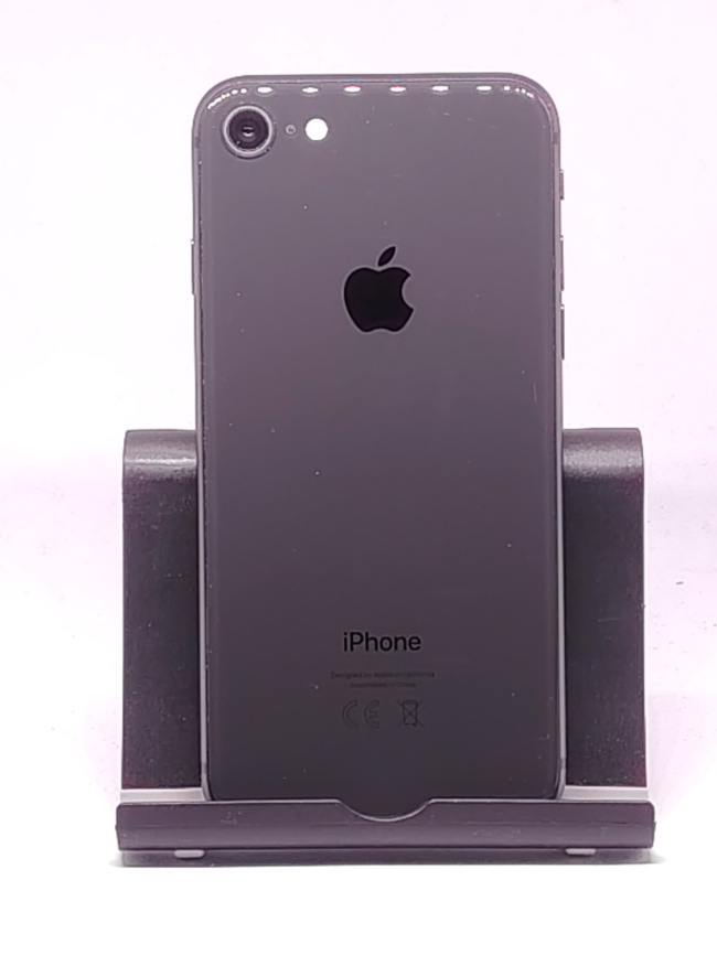 Смартфон Apple iPhone 8 Black 64 ГБ фото 3